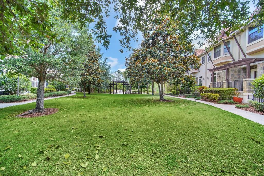 Cozy & Elegant 4Br Enchanted Townhouse - 1 Mile To Disney With Resort Pool, Gym, & Jacuzzi Orlando Exteriör bild