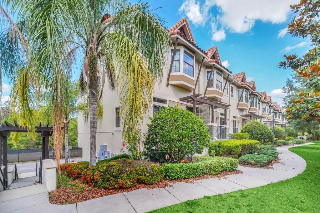 Cozy & Elegant 4Br Enchanted Townhouse - 1 Mile To Disney With Resort Pool, Gym, & Jacuzzi Orlando Exteriör bild