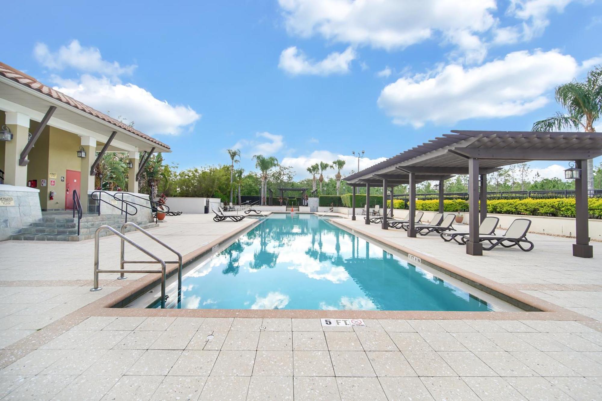 Cozy & Elegant 4Br Enchanted Townhouse - 1 Mile To Disney With Resort Pool, Gym, & Jacuzzi Orlando Exteriör bild
